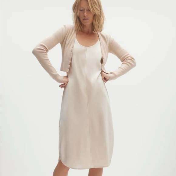 Silk midi dress - Picture 1 of 8